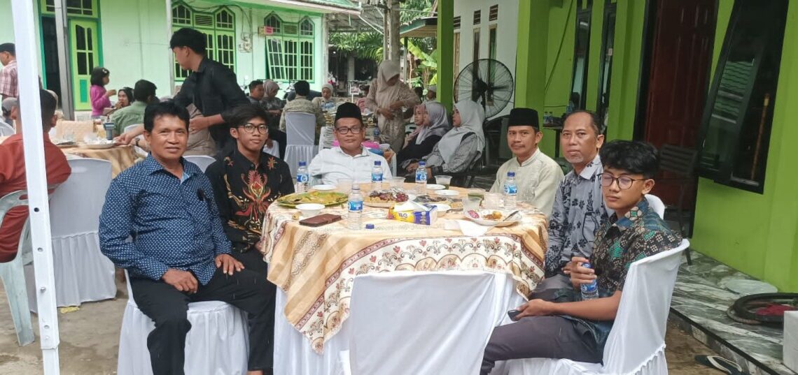 Ketua LDII Tanjab Barat Hadiri Tasyakuran Aqiqah di Tungkal Harapan