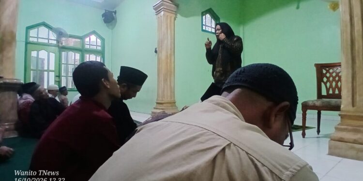 Tausiyah Jumat di Masjid Hidayatul Ula: Ustadz Kaharudin Tekankan Konsistensi Sholat Wajib